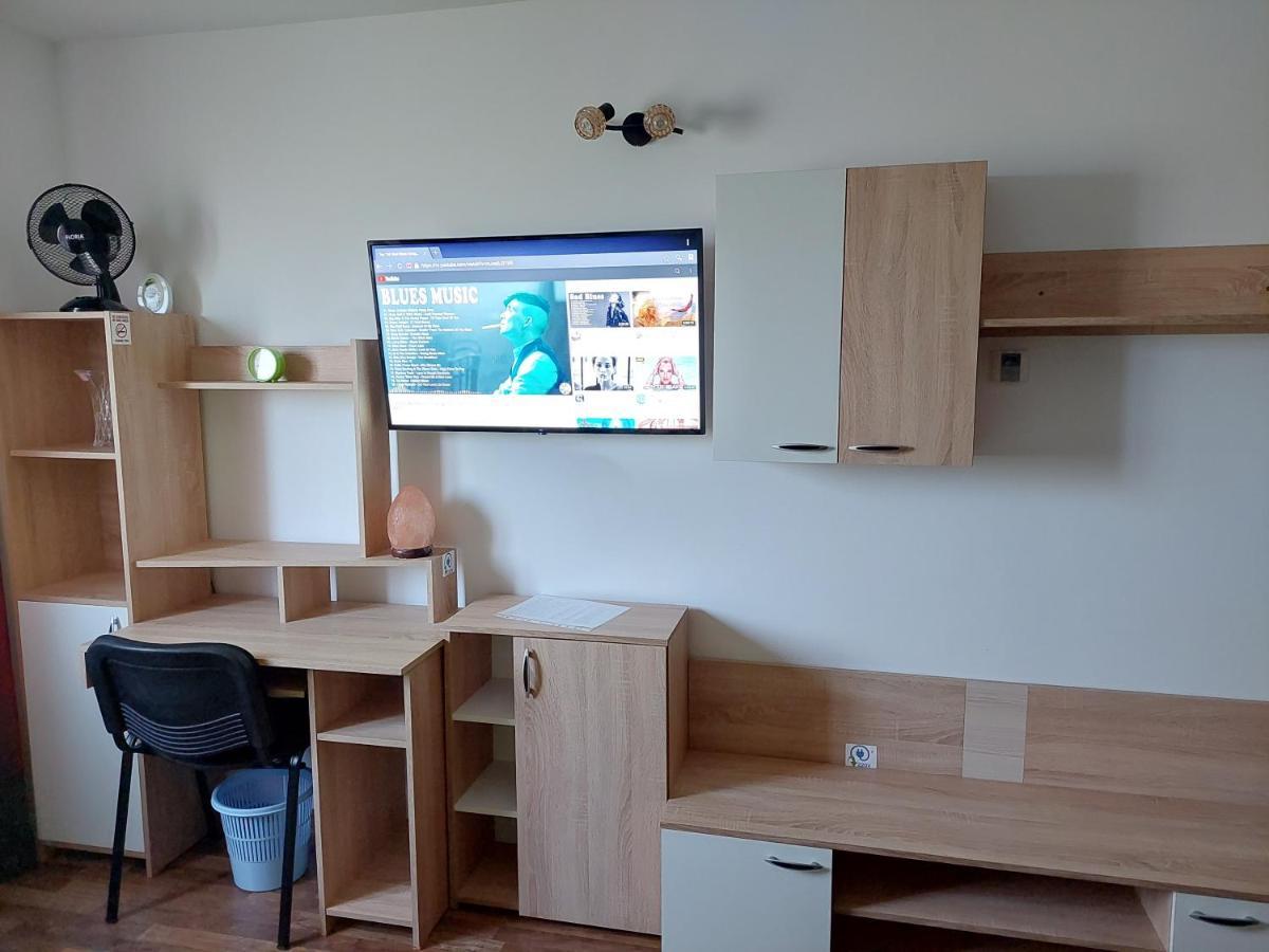 Dobra Rakija - Transit Sleep Apartment Exterior photo
